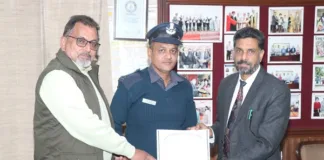 Flying Officer Dr. Sumeet Kumar of Modi College Patiala honoured on completing pre-commissioned training of NCC