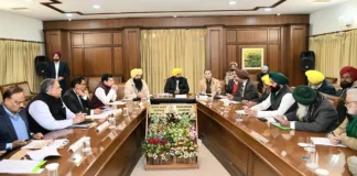 Compensation, jobs to farmers’ kin amongst other issues will be resolved within this fiscal year; CM constitutes committee