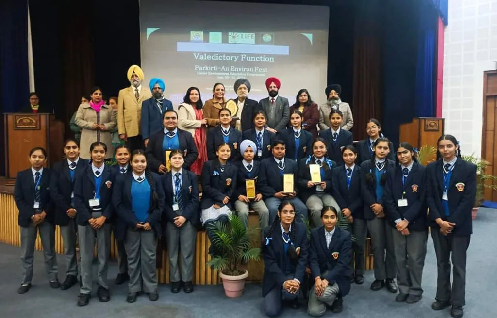 Mata Gujri College successfully concludes two-day Environfest 'Parkirti'  
