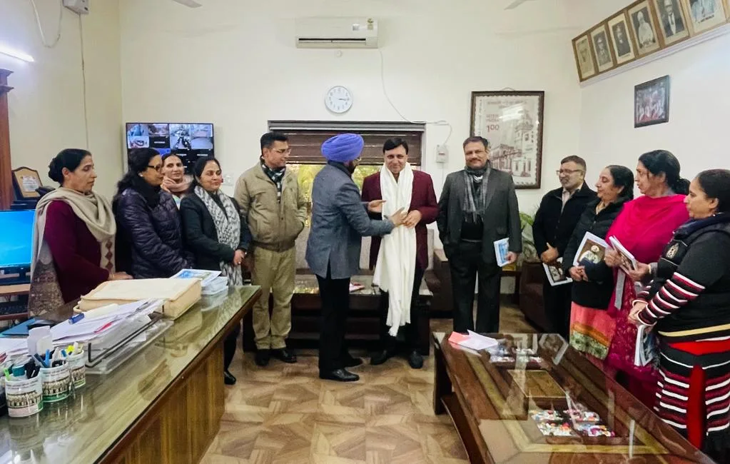 Deputy Director Higher Education Punjab visits Govt. Mohindra College Patiala to assess NAAC preparations