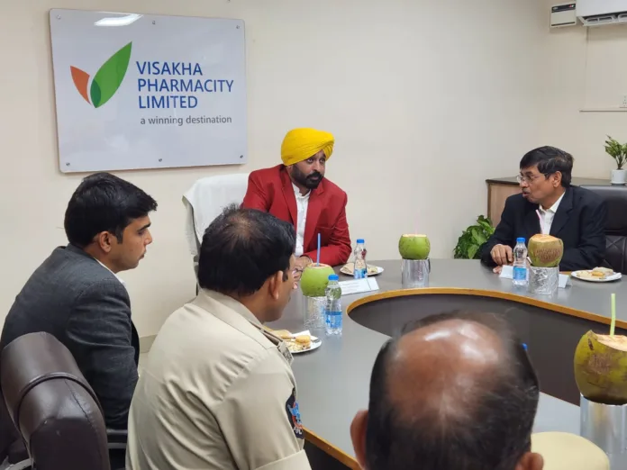 CM visits Jawahar Lal Nehru Pharma city; invites pharmaceutical companies to make huge investments in the state