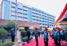 Amrapalli Das Pr. Chief Commissioner Income Tax unfurled the tricolor at Aayakar Bhawan Chandigarh