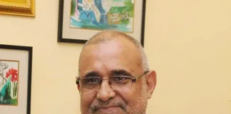 Water bottle issue in Vande Bharat trains: former MP thanks union railway minister for acceding to passengers demand Water bottle issue in Vande Bharat trains: former MP thanks union railway minister for acceding to genuine demand