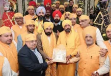 CM pays obeisance at Baglamukhi Dham; prays for peace, progress and prosperity of people