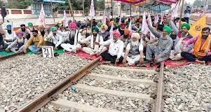 Govt, police atrocities: 4 hours ‘Rail Roko’ protest announced by farmers’ in Punjab; Tikait extended support-Photo courtesy- The Indian Express