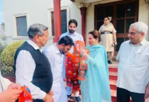 MP Preneet Kaur welcomes youth congress president Chaudhary Amandeep Singh into BJP