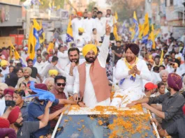 Mann took a dig at Sukhbir Badal, recited 'Kikkli Kaleer Di' to the people
