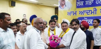 Ashok Parashar Pappi and the Delhi Assembly Speaker held a meeting with the Ludhiana Bar Association