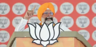 Modi seeks votes for turncoat leaders at an election rally in Patiala attended by around 15K voters