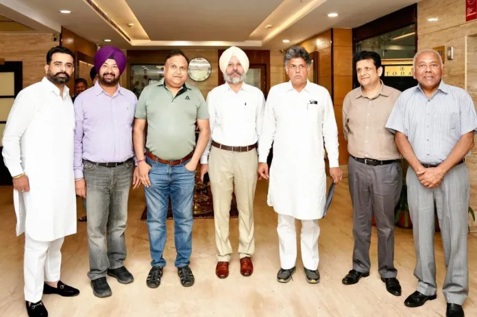 Federation of Chandigarh Sector Welfare Associations felicitates Tewari