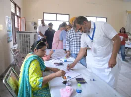 61.32 percent votes polled in Punjab; Bathinda recorded highest, Amritsar recorded lowest amongst 13 lok sabha seats