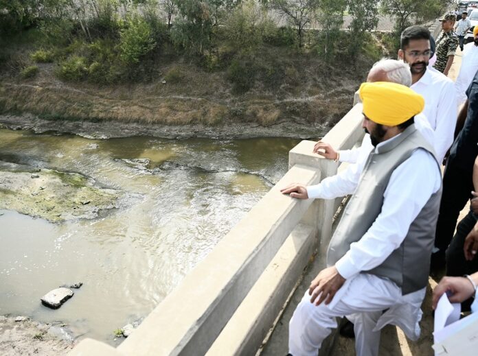 CM assesses ongoing flood protection works along with river Ghaggar