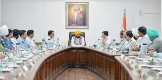 CM holds maiden post election meeting with DCs; issues stern warning, instructions to bureaucrats