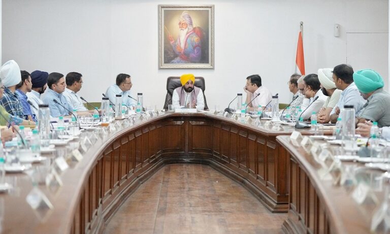 CM holds maiden post election meeting with DCs; issues stern warning, instructions to bureaucrats