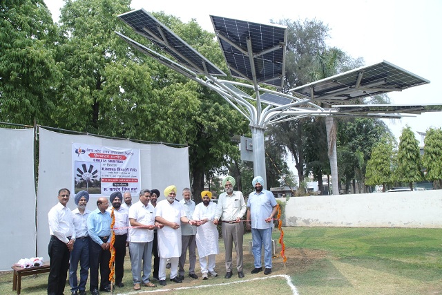 Taking clue from students’ initiative, PSPCL commissions Seven Solar Trees of 35 KW Capacity