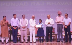 Maiden Initiative: Governor felicitates 300 meritorious students of government schools of Punjab & UT, Chandigarh