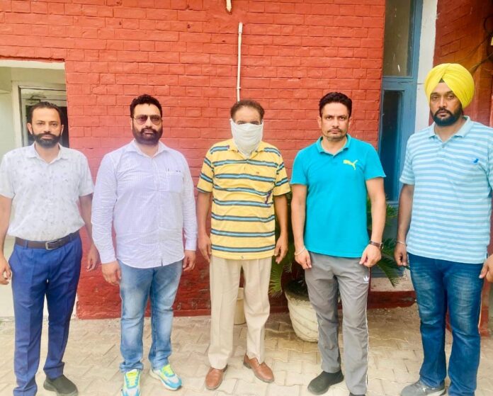 Punjab Police NGO arrested by Vigilance Bureau for taking bribe in lac