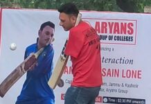 Popular JK Para Cricketer Amir Hussain Lone becomes Brand Ambassador of Aryans Group of Colleges