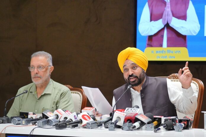 Punjab CM Slams Union Govt for 'Deliberate' Delay in Releasing Rs 1000 Crore for Healthcare