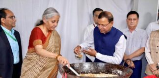 Traditional halwa ceremony held as Budget 2024 enters last leg