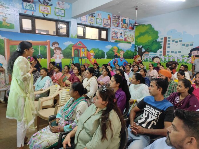 Guru Nanak Foundation School organized workshop on learning and teaching strategy for parents