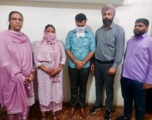 Class 1 officer along with accomplice arrested by vigilance bureau for taking bribe