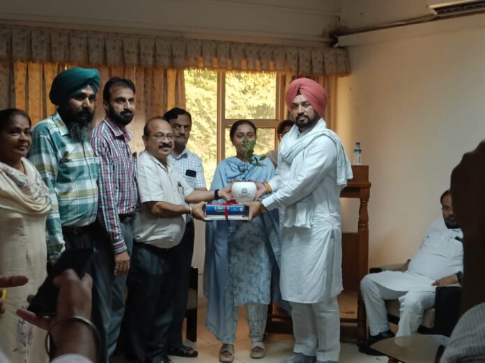 Headless Punjabi University mars the visit of Punjab Vidhan Sabha Committee on its maiden visit