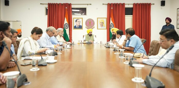 CM back in action mode chairs key meet; announces to give 25% more than their allotment paddy to first 750 Rice millers