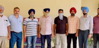 Class 1 gazetted officer, subordinate arrested by Punjab Vigilance Bureau for accepting bribe