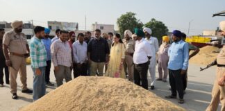 DC Patiala inspects Sanaur Mandi on the first day of paddy procurement, reviews arrangements