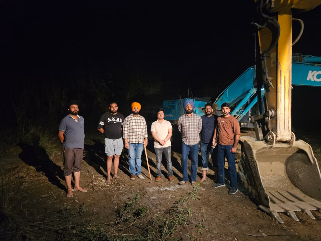 Rupnagar Administration conducts major crackdown on mining, seizing 7 poclain machines in one night